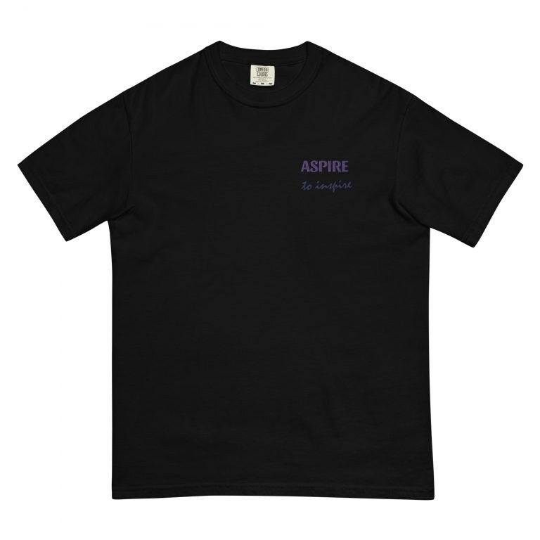 Men's Garment-Dyed Heavyweight Tee